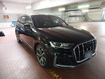Audi Q7 - 7