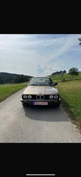 BMW 316, E30  - BMW 316 aus 1984