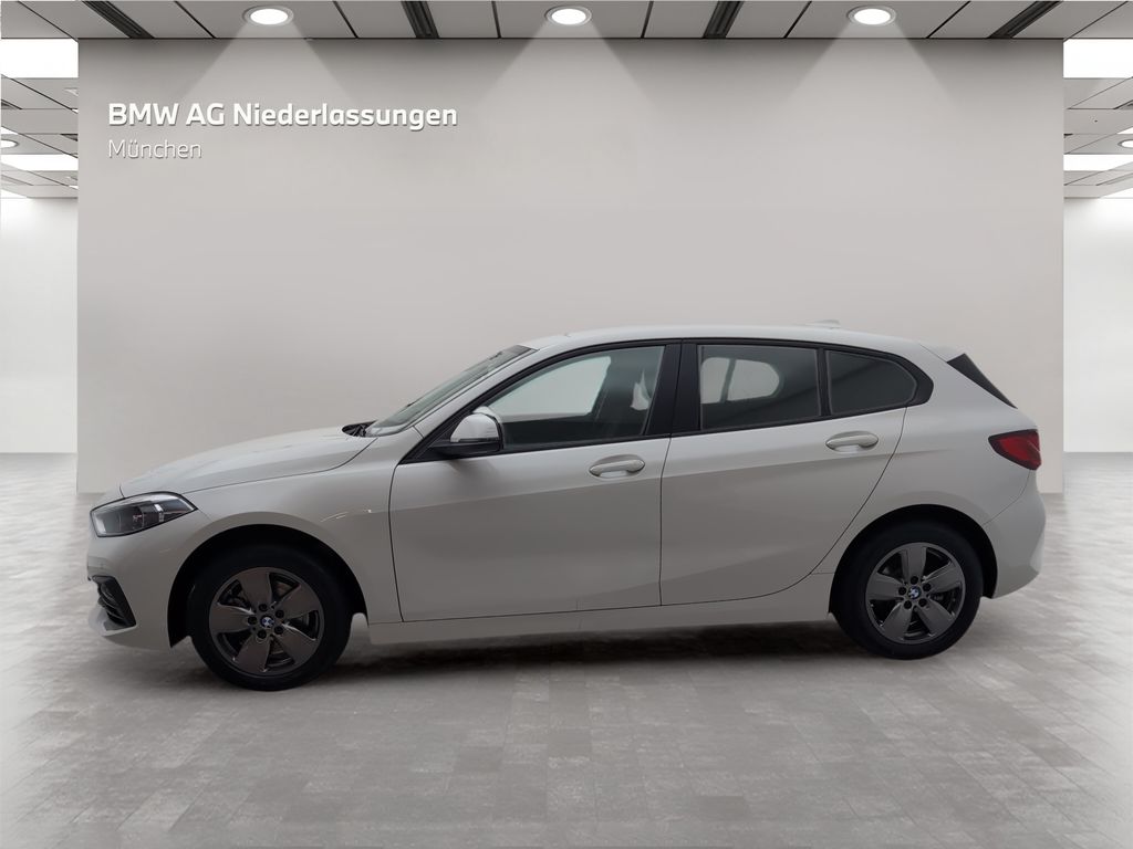 BMW 118 — hlavná fotografia