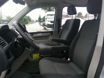 Volkswagen T6 Transporter Kombi