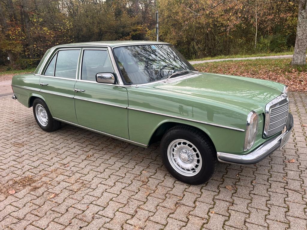 Mercedes-Benz 250