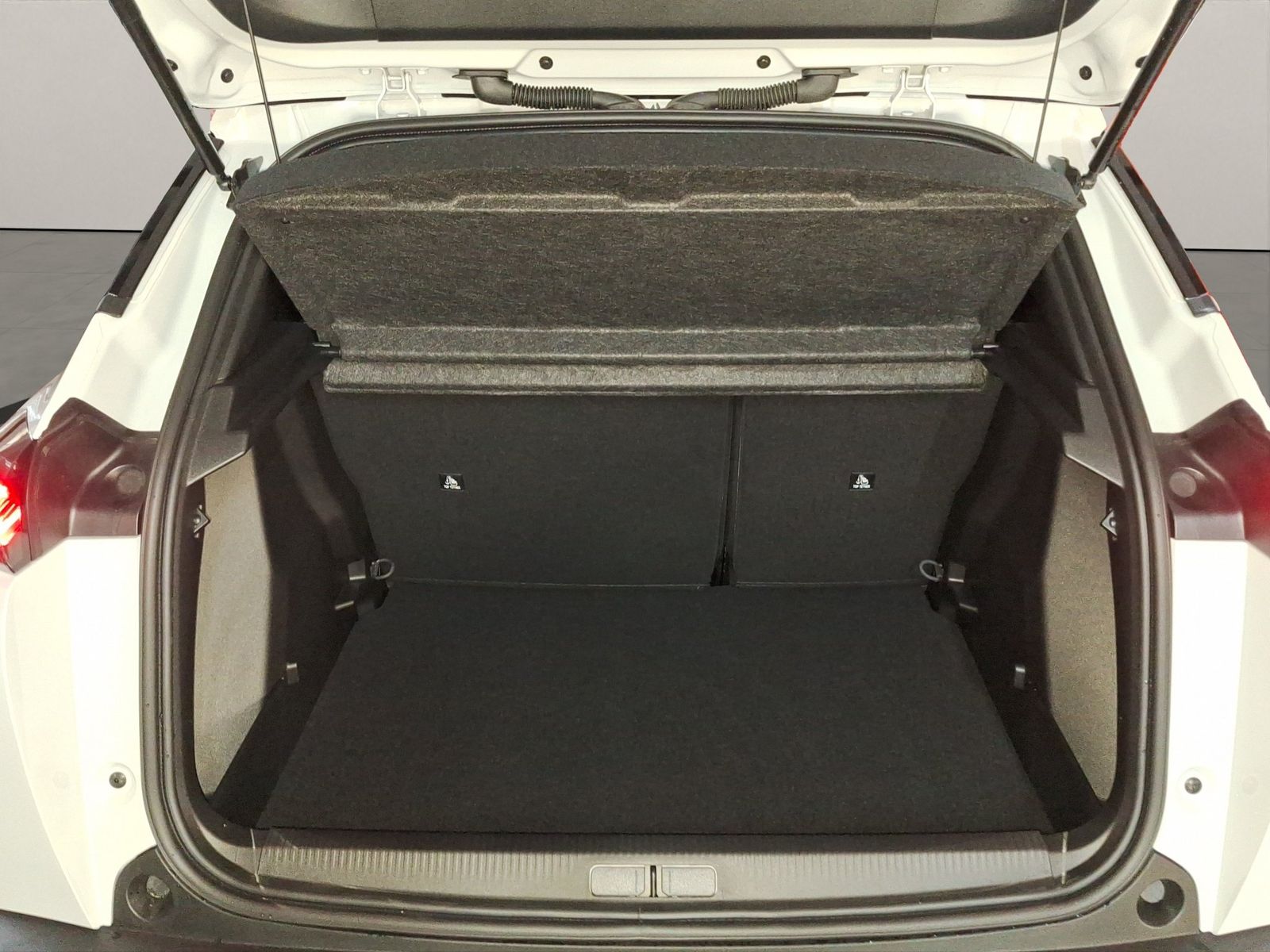 Peugeot 2008 - Bild 18