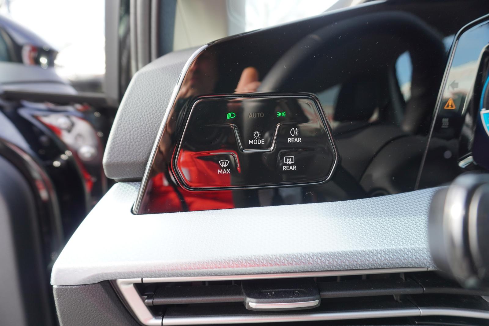 Volkswagen Golf VIII 1.5 eTSI Goal DSG LED Navi App-Connect, миниатюра 15