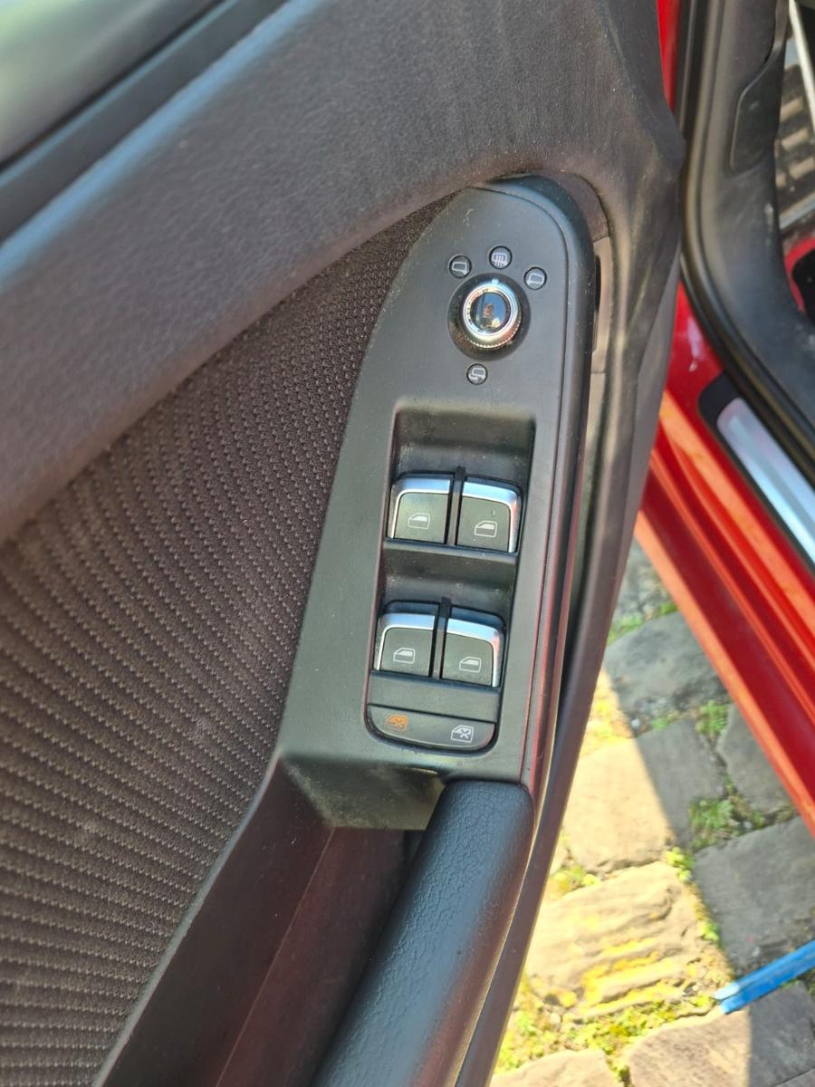 Audi Quattro 2012 — photo 15