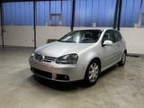 Volkswagen Golf V Lim.1,6 Sportline,Klimaautomatik,1 Hand - Volkswagen Golf aus 2004: 1.6