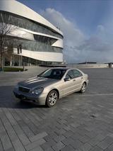 Mercedes-Benz C 180 Kompressor CLASSIC Classic - Mercedes-Benz C 180 aus 2003: Kompressor