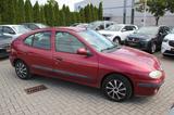 Renault Megane 1.4 16V, mit Klima TÜV 11/2027 - gebrauchte Renault Megane aus dem Jahr 2000