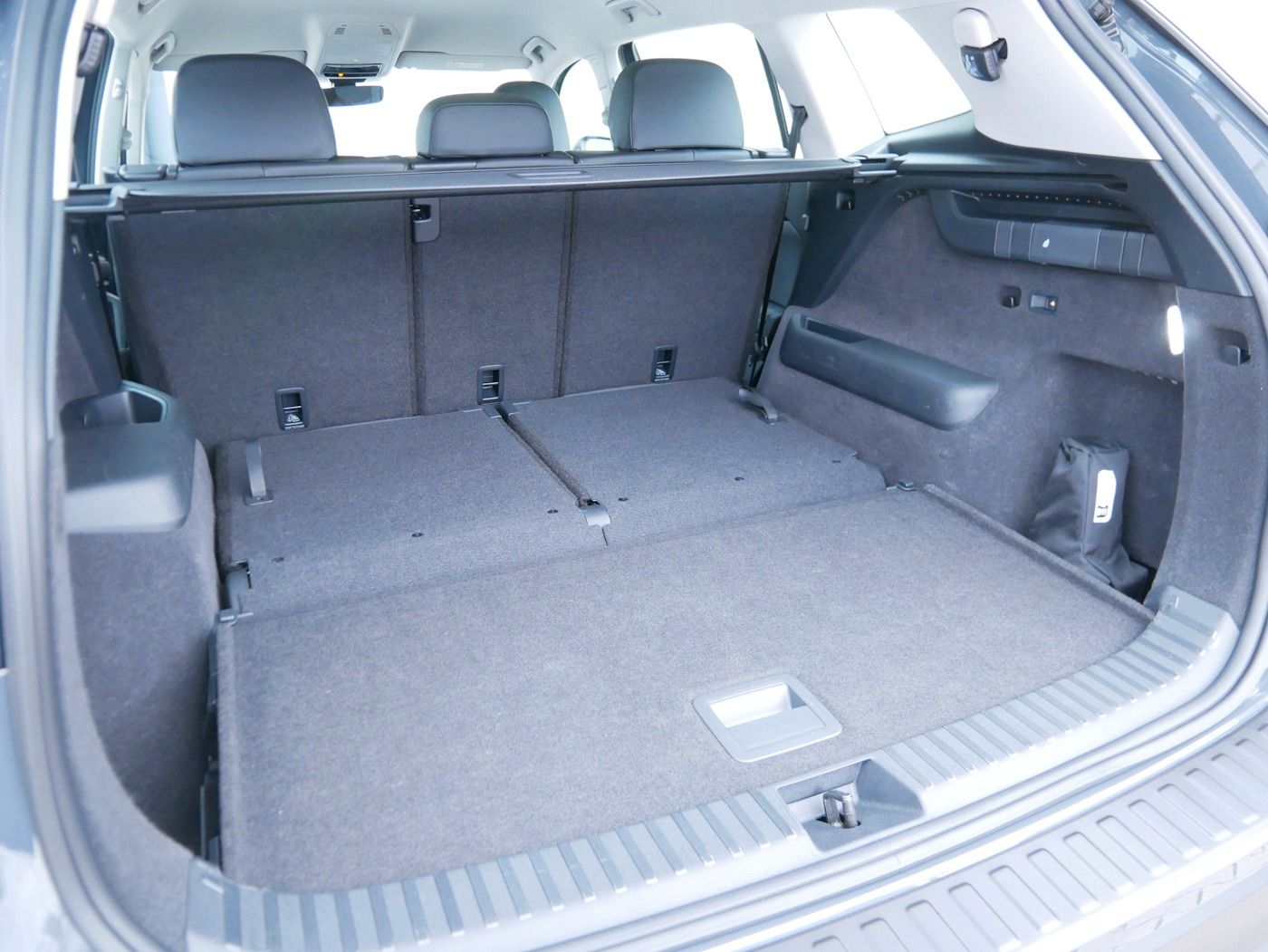 Fahrzeugabbildung Volkswagen Tayron 2.0 4Motion NEU64T 7-Sitzer Matrix AHK DC