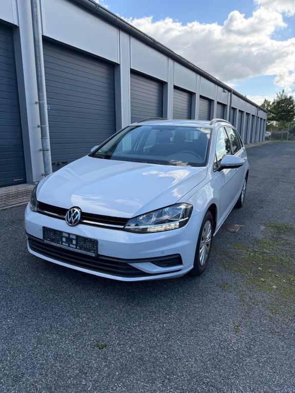 Image of Volkswagen Golf