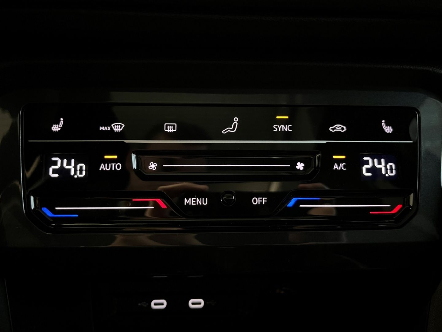 Tiguan R-Line 4M 2.0TSI DSG IQ*Keyl.*MTRX*Kamera