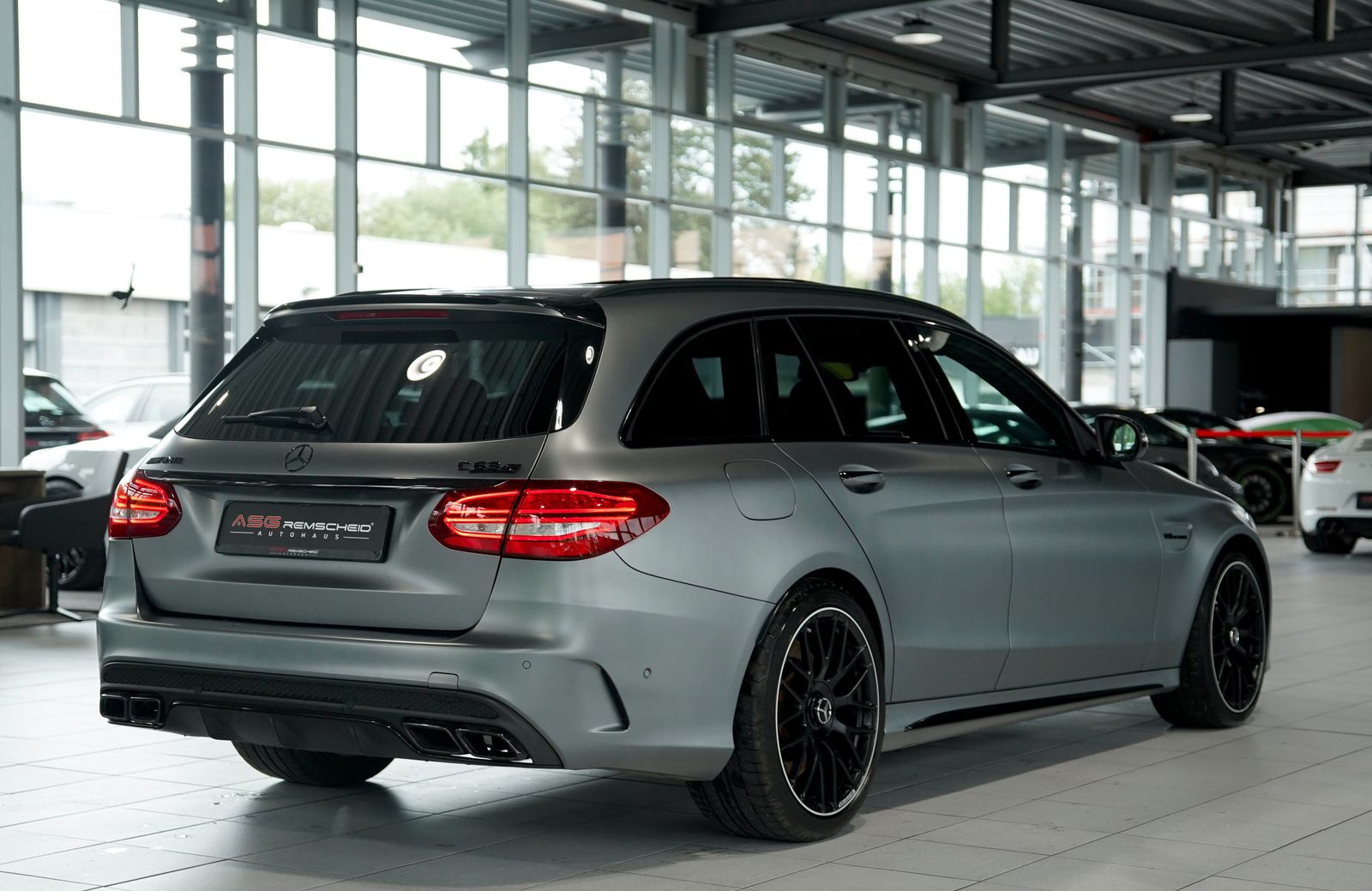 Mercedes Benz C 63 Amg