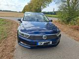 Volkswagen VW Passat Variant 1.5 TSI DSG Business bj 2019 - Volkswagen Passat Variant: Blau