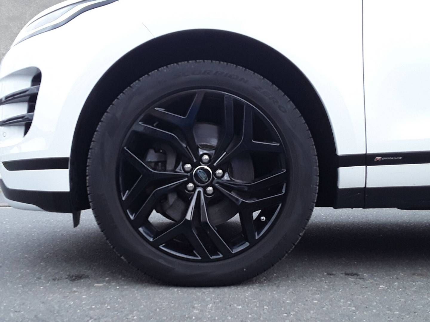 Fahrzeugabbildung Land Rover Range Rover Evoque D180 R-Dynamic S