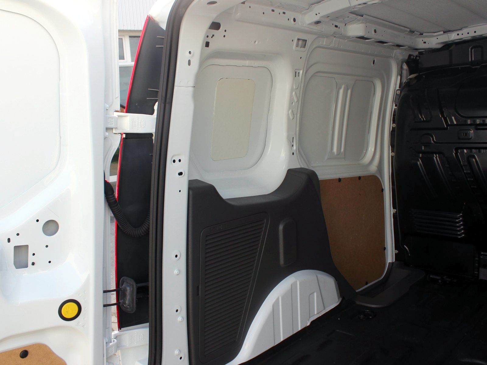 Fahrzeugabbildung Ford Transit Connect Kasten Limited 1,5 EcoBlue