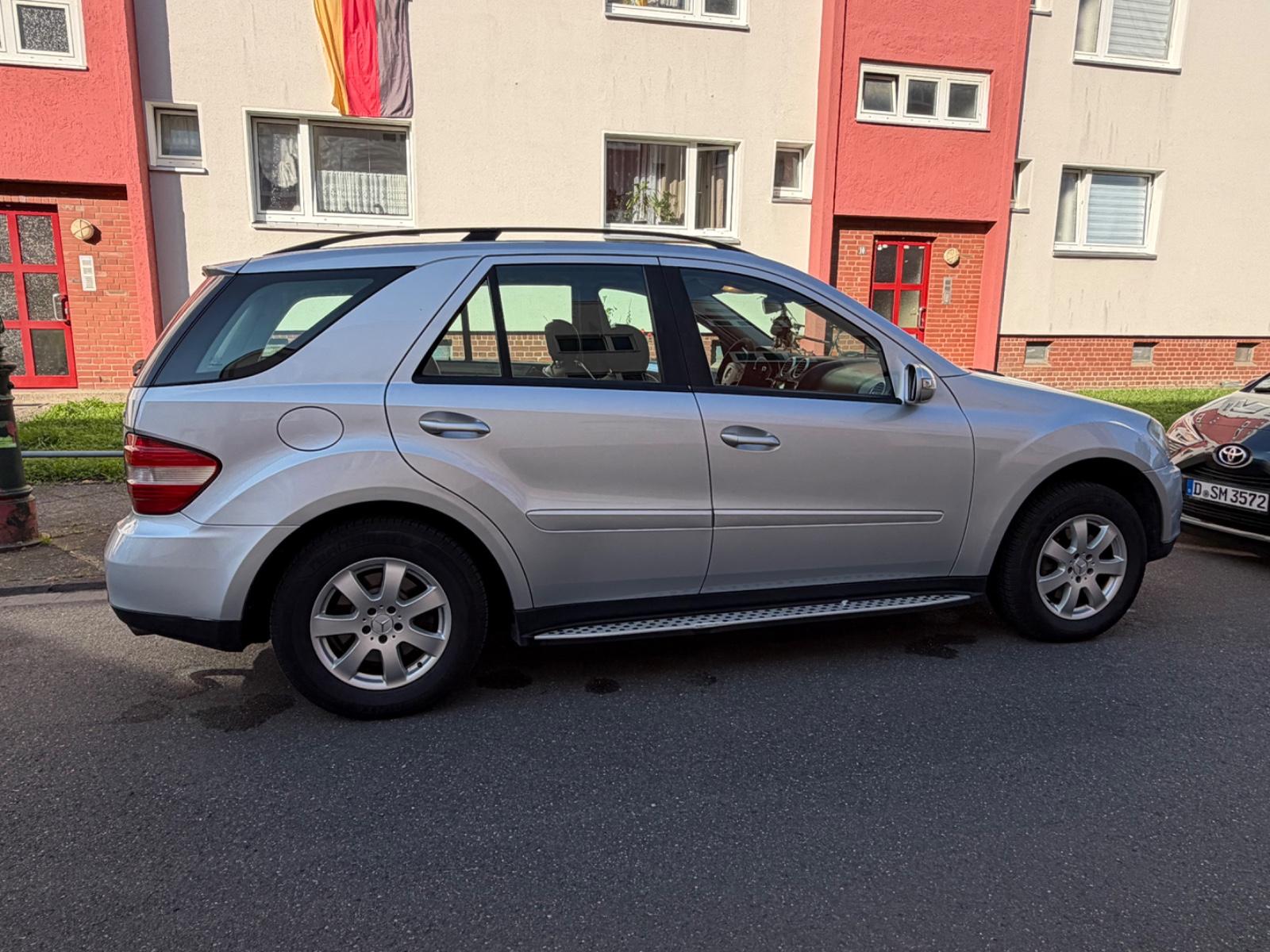 Mercedes-Benz ML280 2006 — photo 13