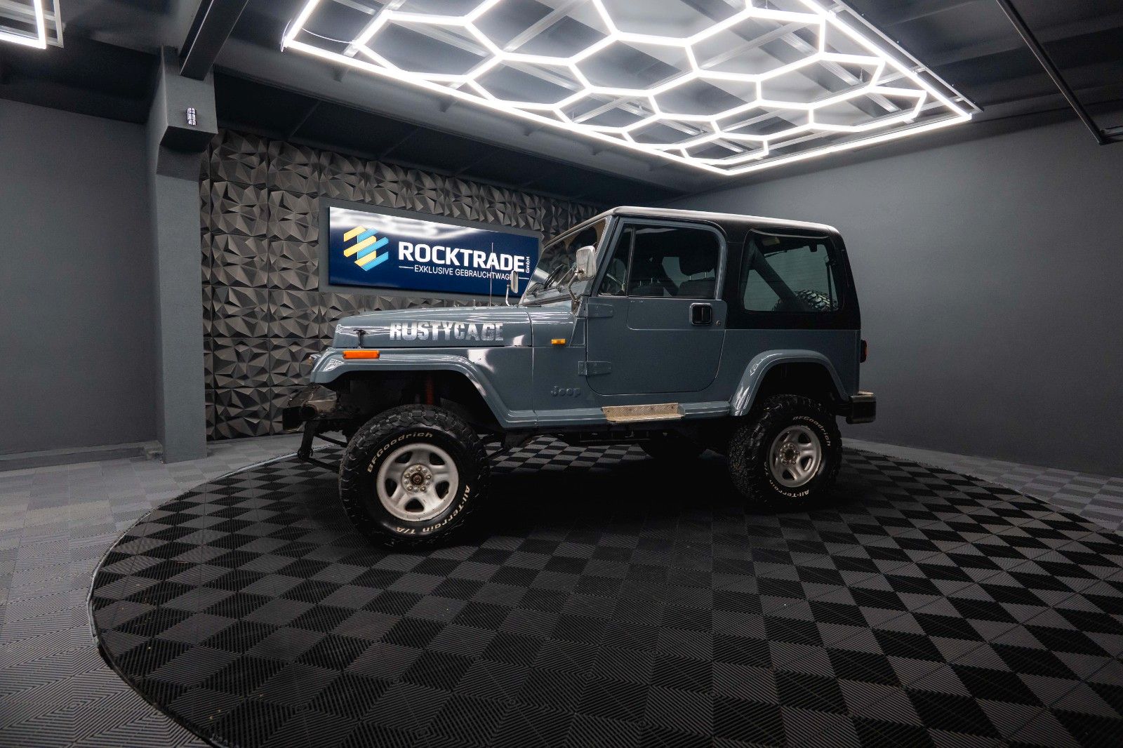 Fahrzeugabbildung Jeep Wrangler 4.0 Offroad 4x4 H-Zulassung *HardTop*