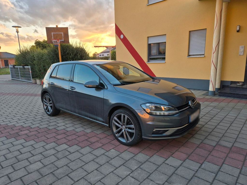 Image of Volkswagen Golf