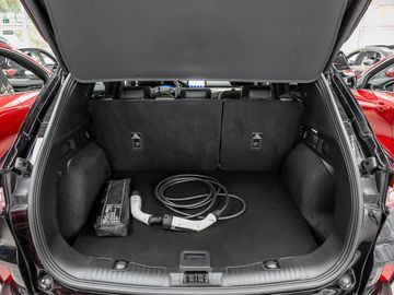 Ford Kuga 2.5 Duratec Titanium Digitales Cockpit