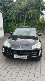 Porsche Cayenne - 9