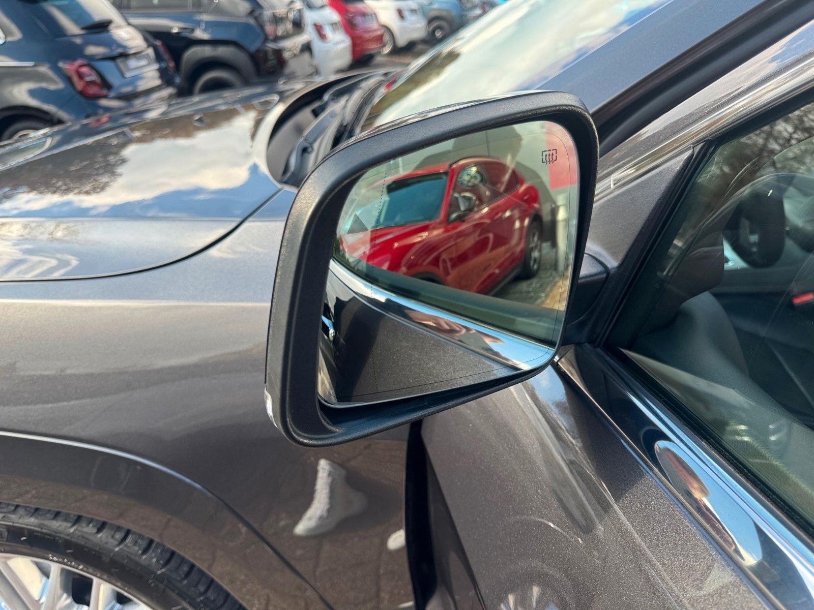 Fahrzeugabbildung Jeep Grand Cherokee 3.0 CRD Summit AHK Memory