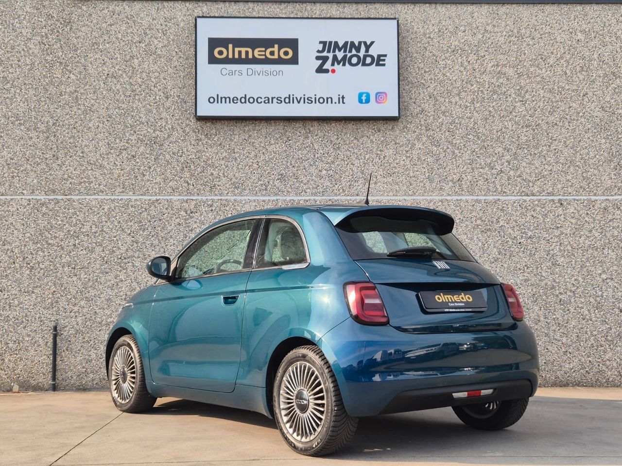 Fiat 500e 42 kWh imagem 2