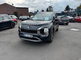 Mitsubishi Plug-in Hybrid Outlander Intro Edition - Mitsubishi Plug-in Hybrid Outlander mit Anhängerkupplung