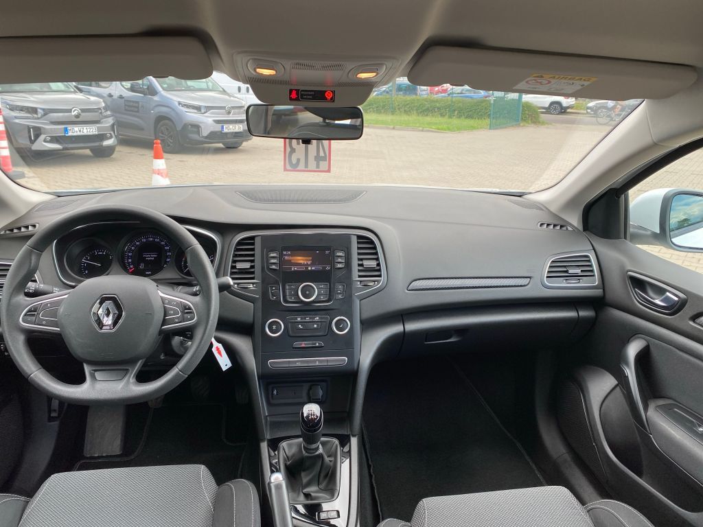Fahrzeugabbildung Renault Megane TCe 115 GPF LIFE