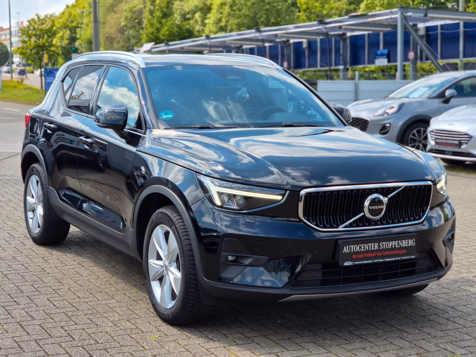 Volvo XC40 Automatik/Kamera/Navi/AHK/Garantie+/1.Hand