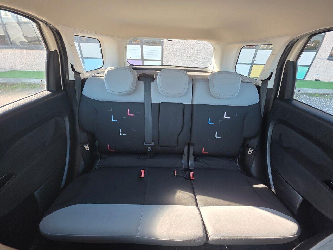 Fiat 500L 2015 — photo 14
