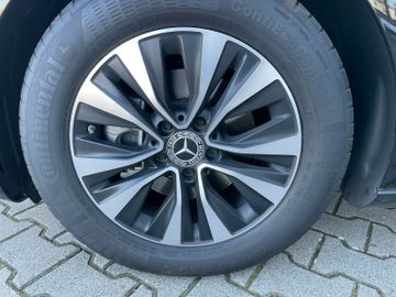 Fahrzeugabbildung Mercedes-Benz A 180 Progressive Navi