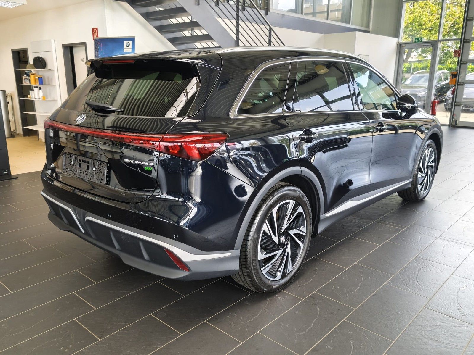 MG S6 EV
