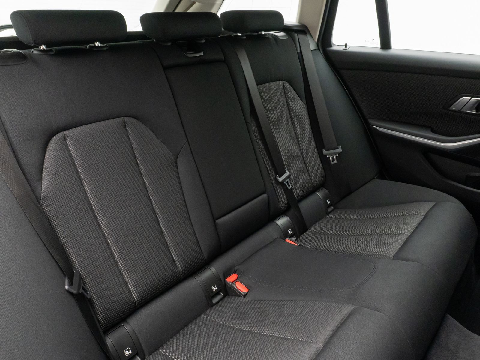 Fahrzeugabbildung BMW 320d Kamera DAB HiFi Komfort Alarm Standheizung