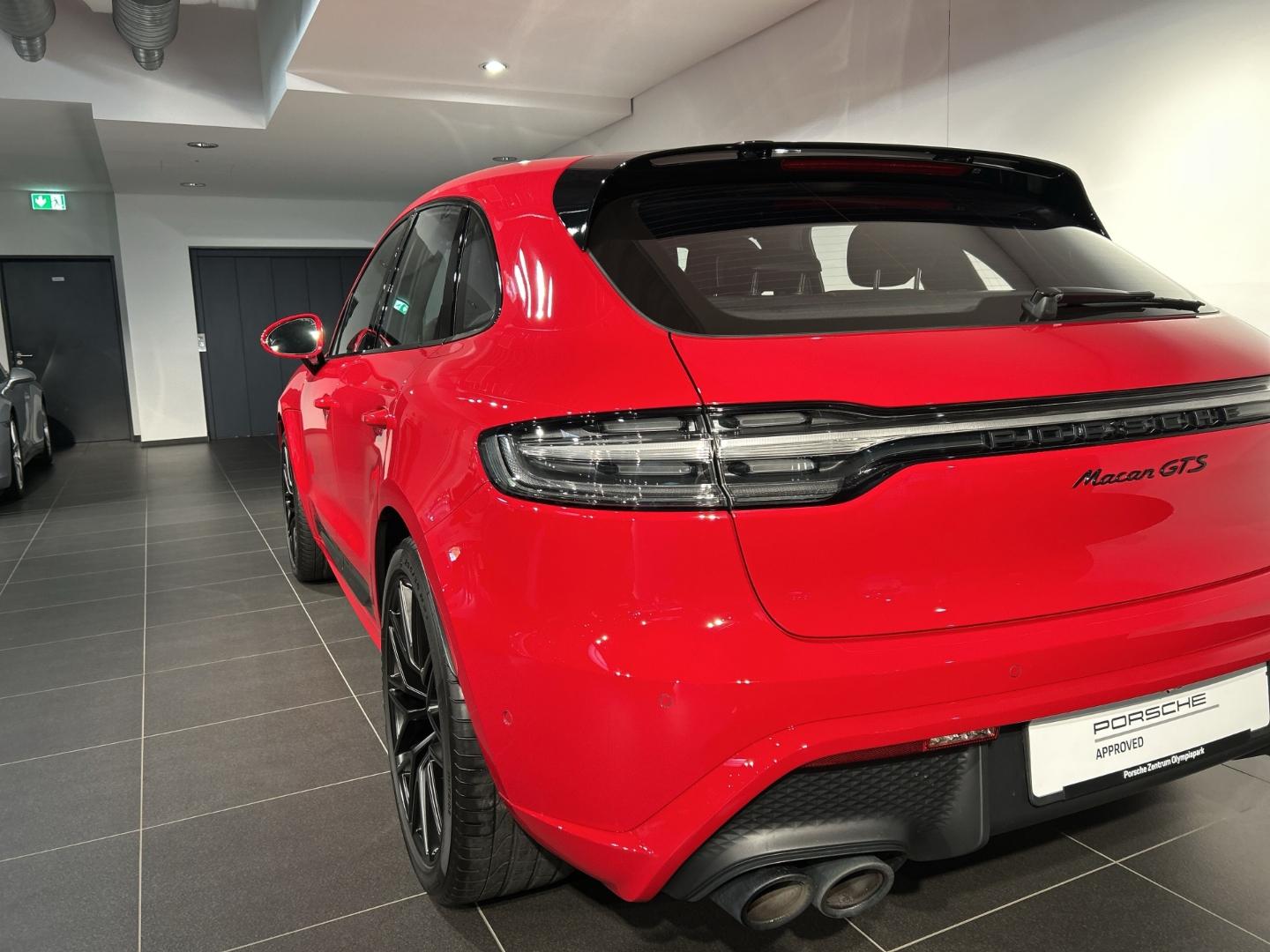 Porsche Macan GTS Burmester Surround-View Rückfahrkamera