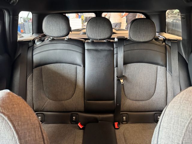 MINI Cooper *KEYLESS*HARMANN-SOUND*KLIMA*TEMPO*NAV*