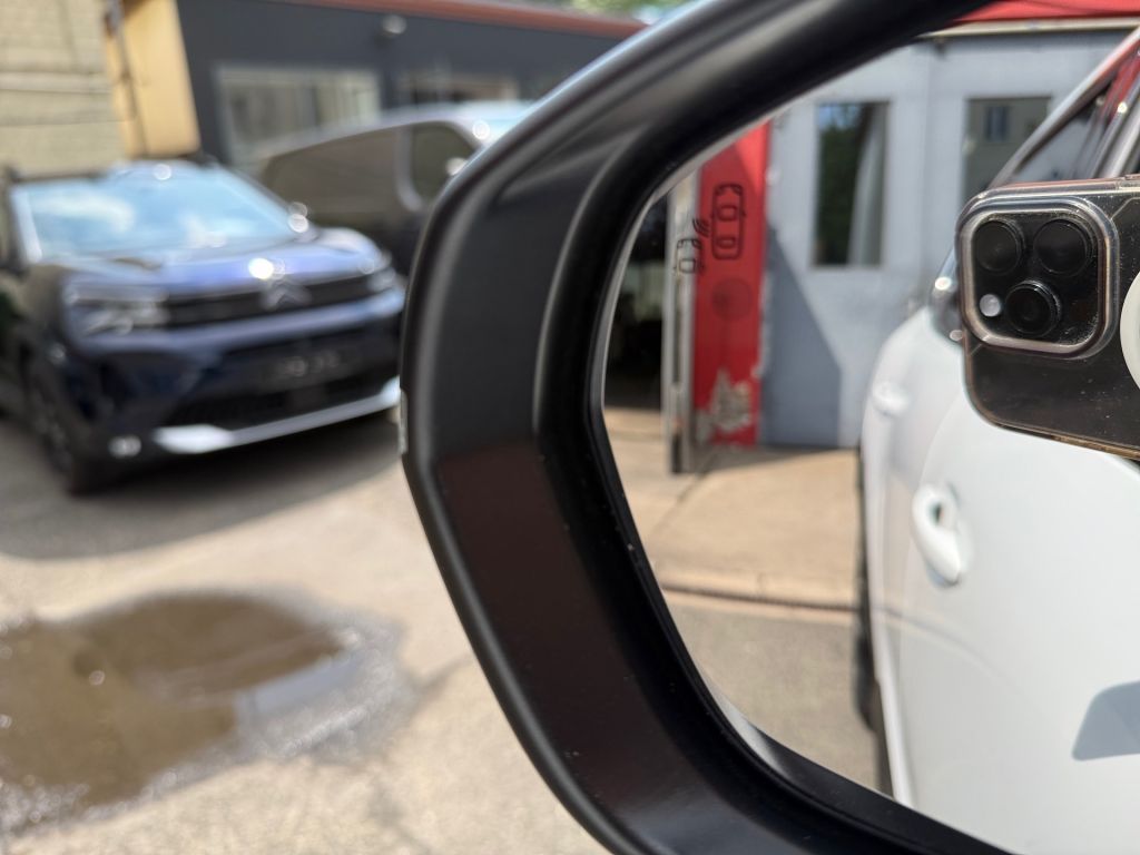 Fahrzeugabbildung Citroën C5 Aircross Hybrid 225 e-EAT8 SHINE*Panorama-SD