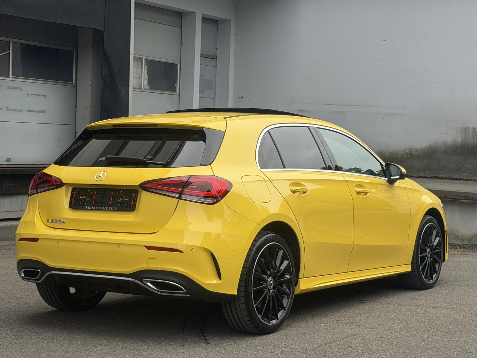 Mercedes-Benz A 250 e AMG LED MBUX Distronic Pano Kamera-360°
