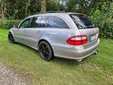 Mercedes-Benz W211 500E Kombi mit Gas Top Zustand - Mercedes-Benz 500 mit LPG-Antrieb