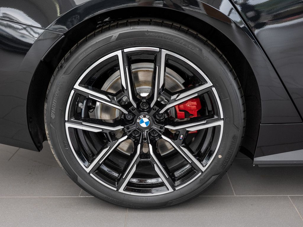 BMW i4 - Bild 10