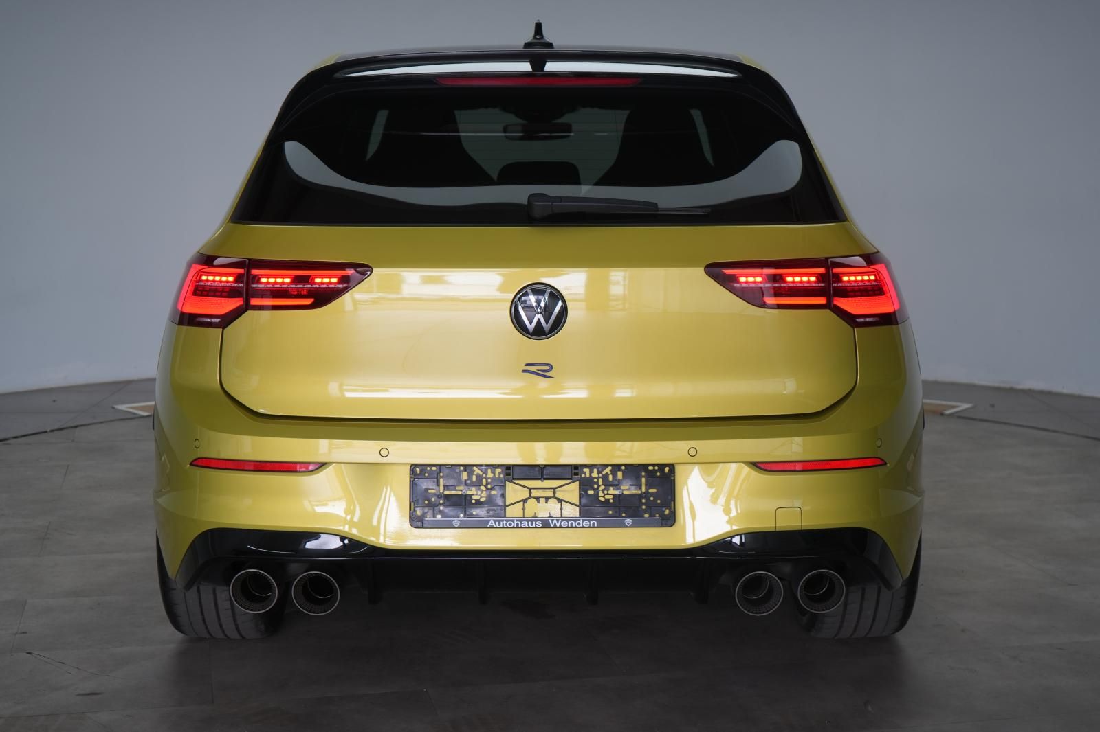Volkswagen Golf R Performance 333 limited edition 2.0 TSI 4 foto 5