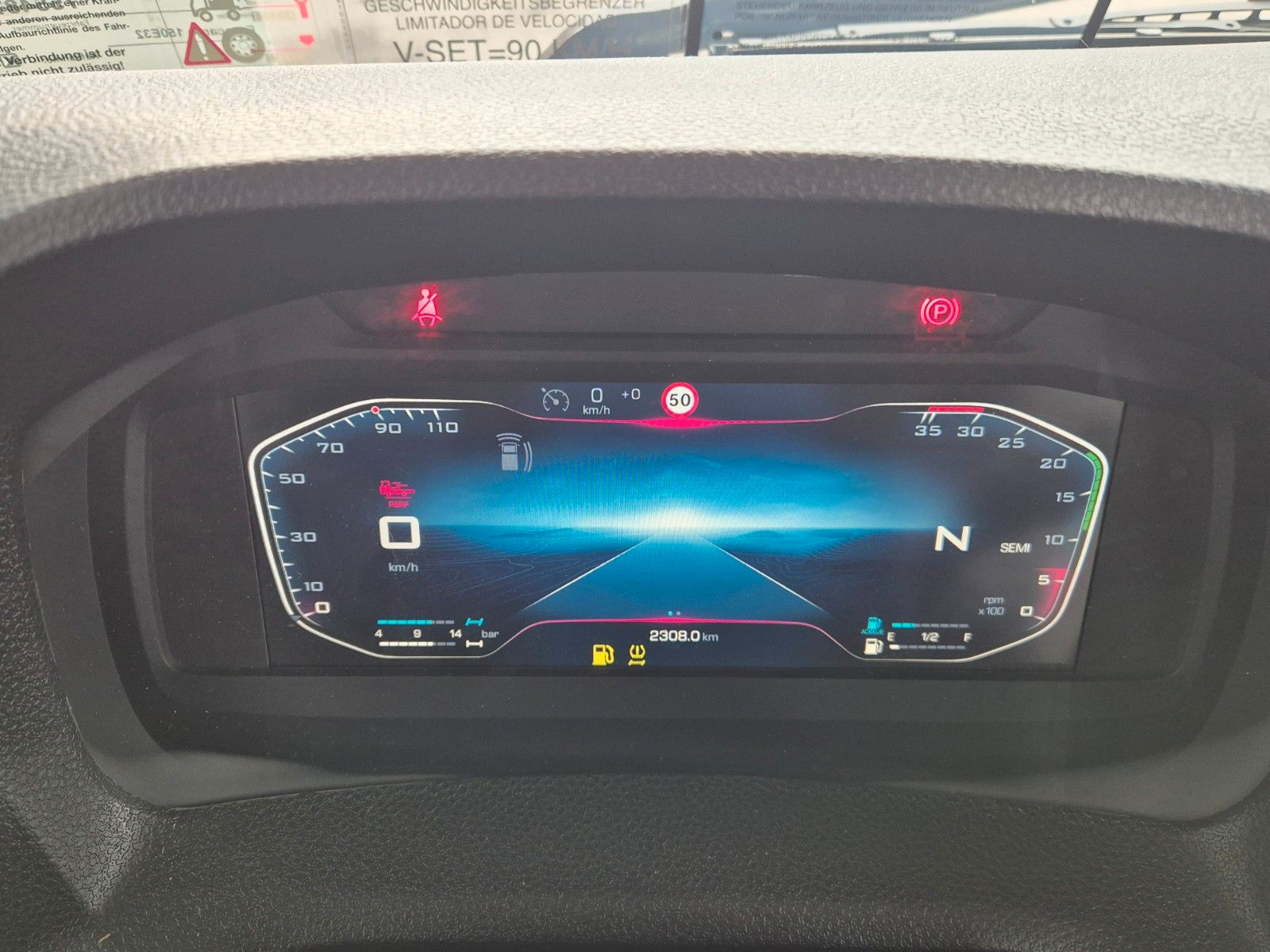 Fahrzeugabbildung Iveco Eurocargo ML150E32WS 4x4 Kran HMF 1130K Funk AHK