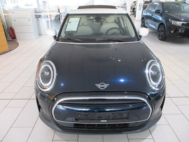 Fahrzeugabbildung MINI Mini Cooper Classic Trim LED/NAVI/SHZ/PANO/LEDER