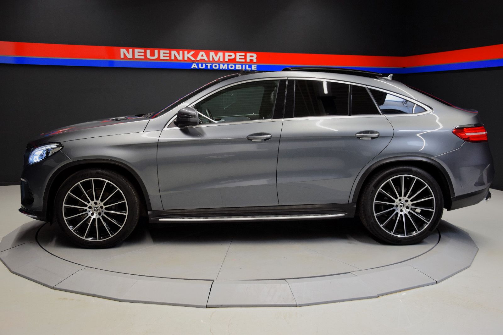 Fahrzeugabbildung Mercedes-Benz GLE 350 Coupe 4Matic AMG AHK Pano Dist HuD 360°