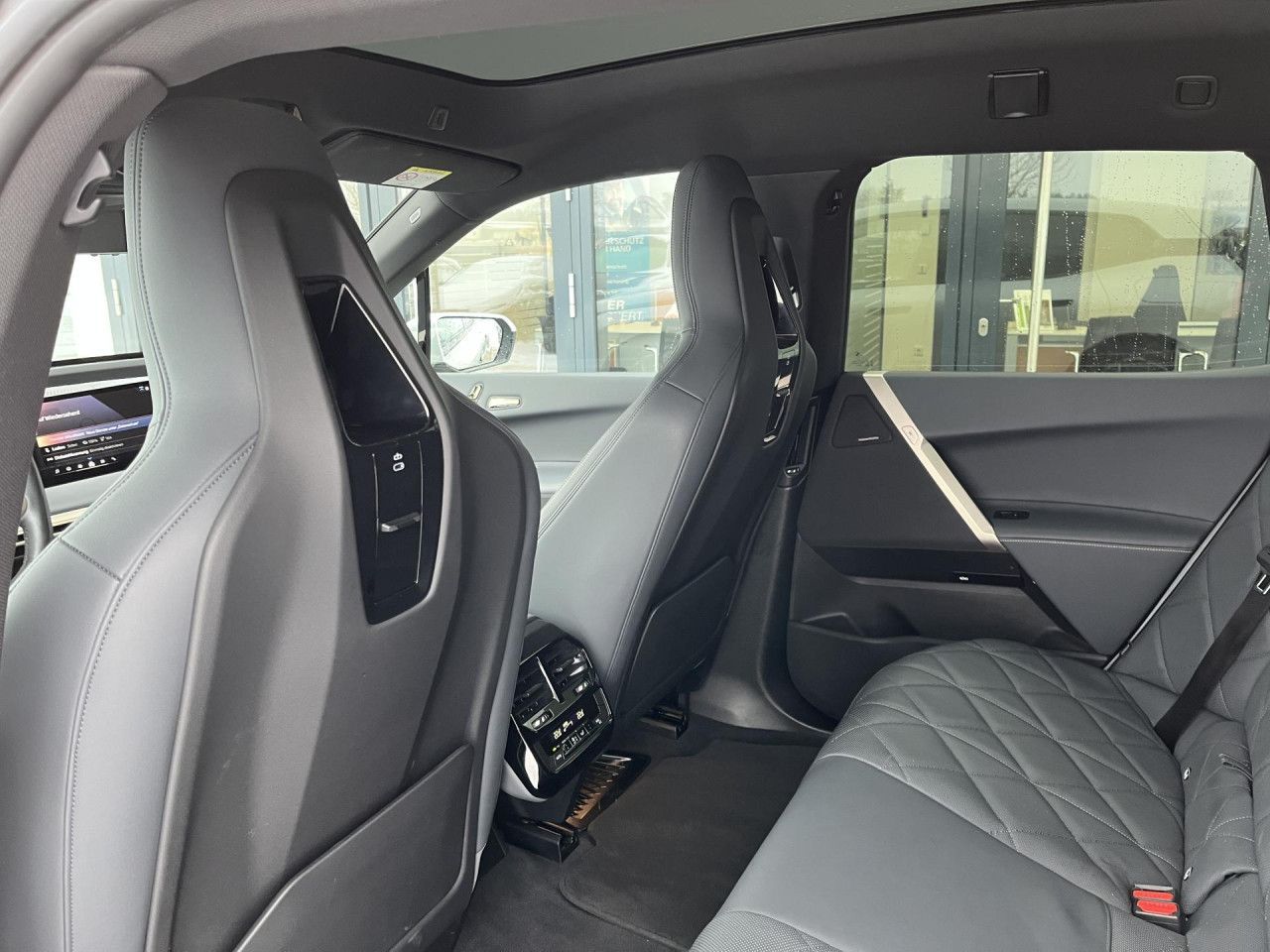 BMW iX - Bild 21