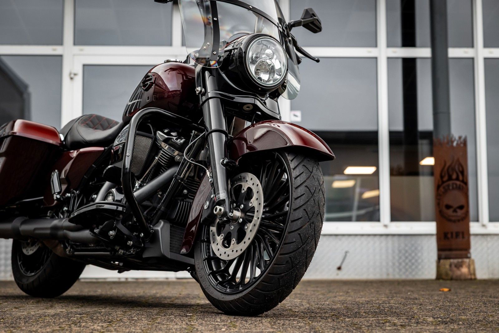 Fahrzeugabbildung Harley-Davidson FLHRXS ROAD KING SPECIAL 114 CUI - JEKILL&HYDE -
