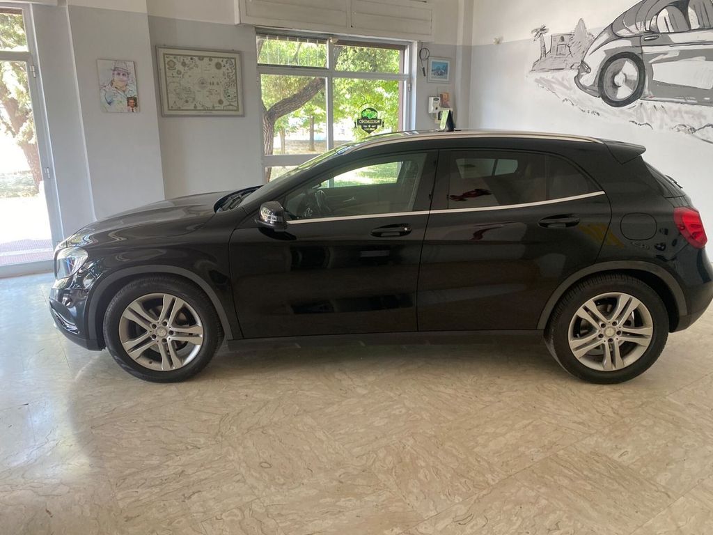 Image of Mercedes-Benz CLA 220