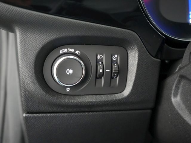 Corsa-e F FACELIFT ELECTRIC 50kWH AT+LED LICHT+R