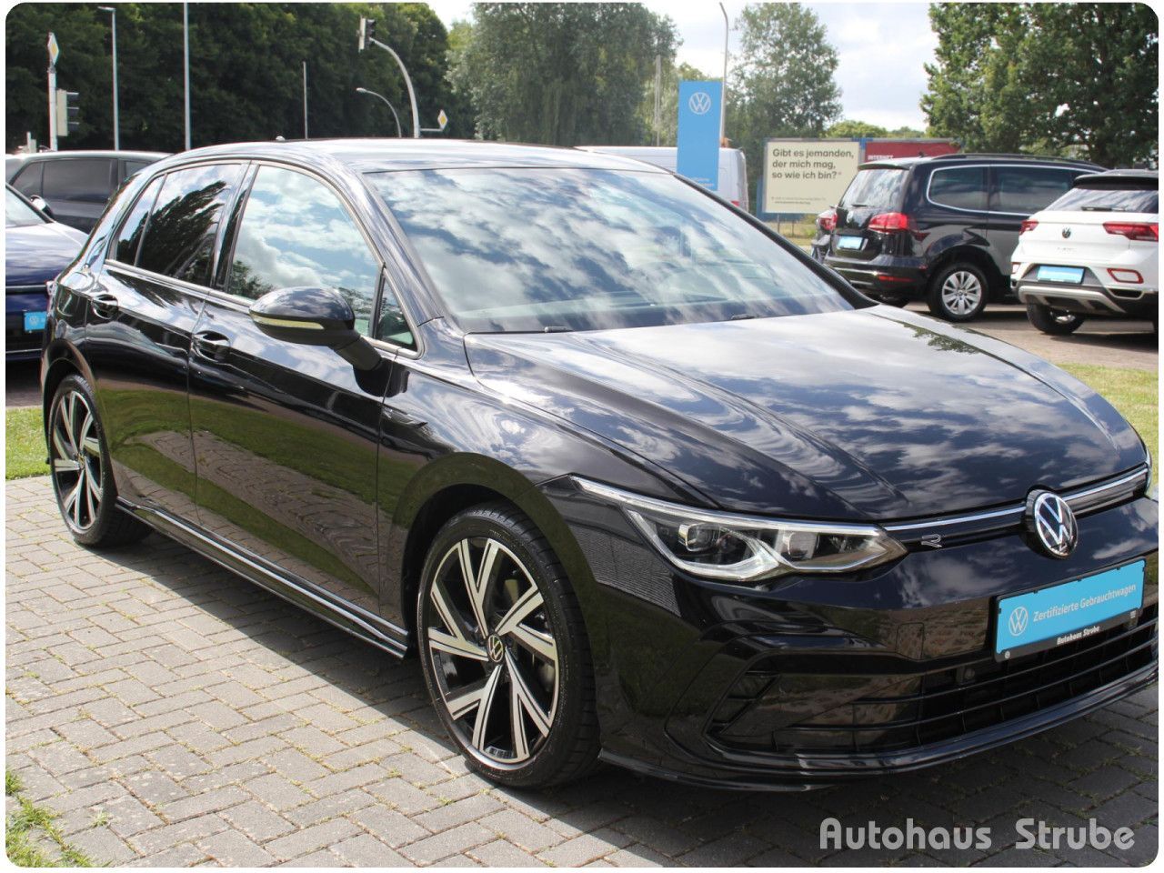 Volkswagen Golf VIII R-LINE 1.5 TSI foto 4