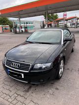 Audi A4 2.4 multitronic Cabriolet - - Audi A4 aus 2005: Cabrio