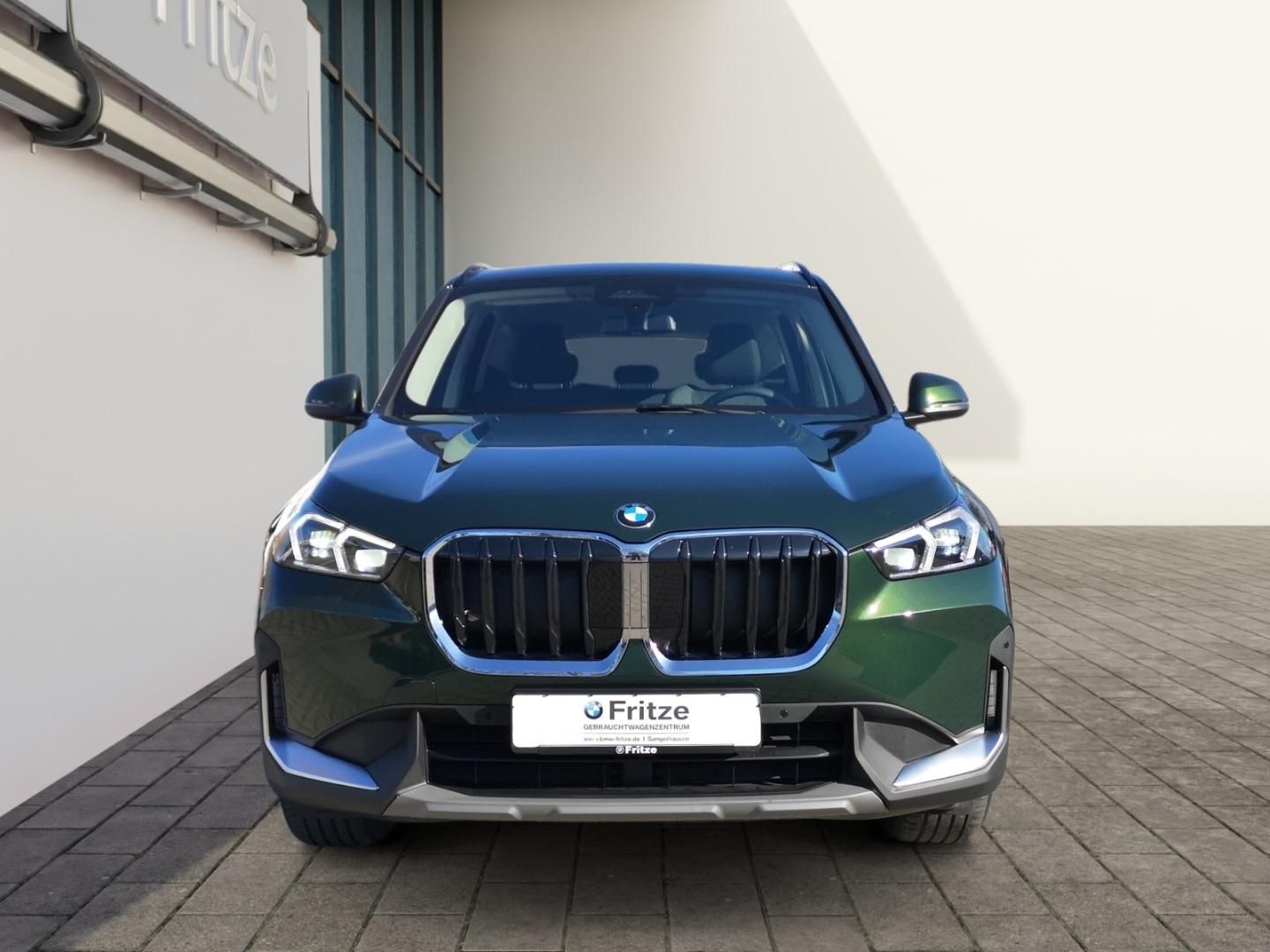 BMW X1 sDrive 18i LED+KLIMAAUTO+NAVI+PDC+SHZ+ALARM