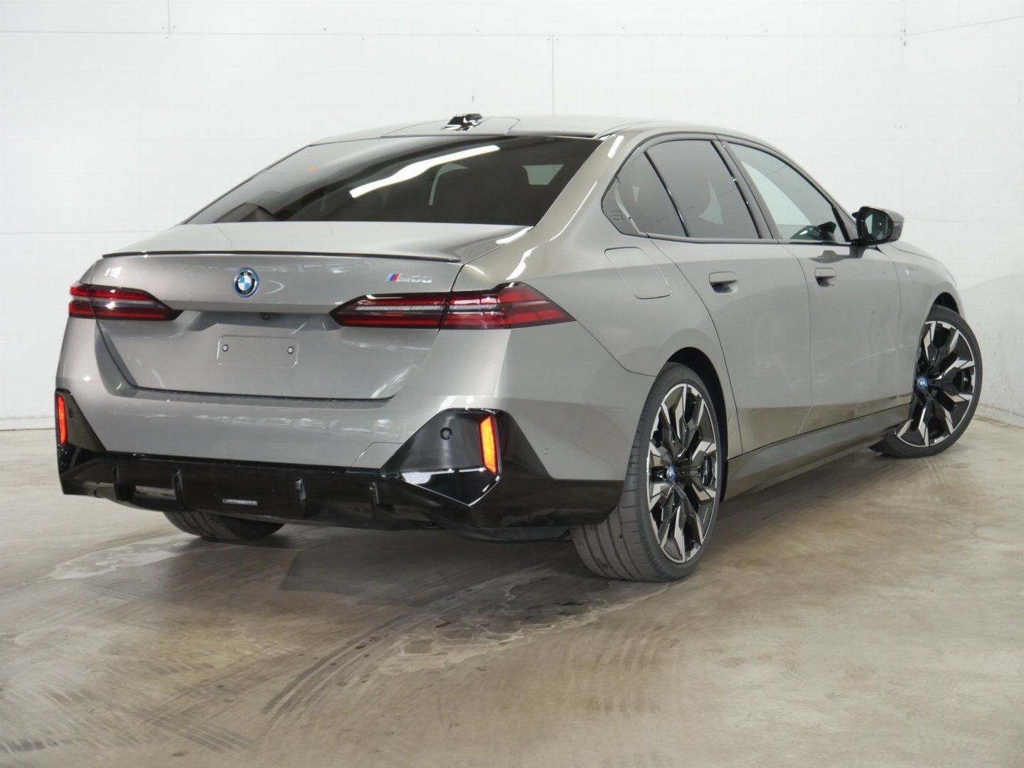 Fahrzeugabbildung BMW i5 M60 xDrive M Sportpaket pro, Sitzbelüftung vo